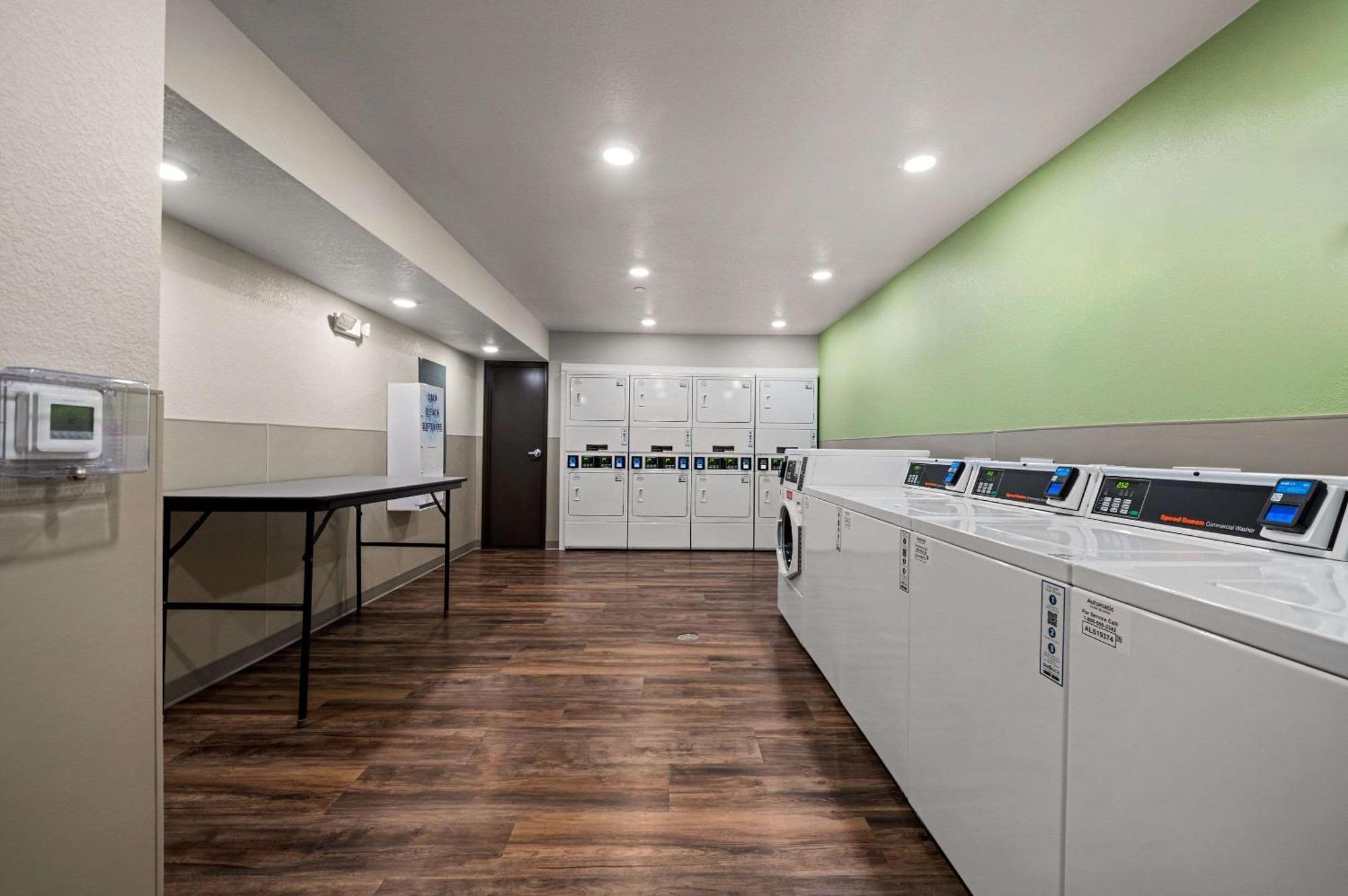 Woodspring Suites Yorktown Newport News Zewnętrze zdjęcie